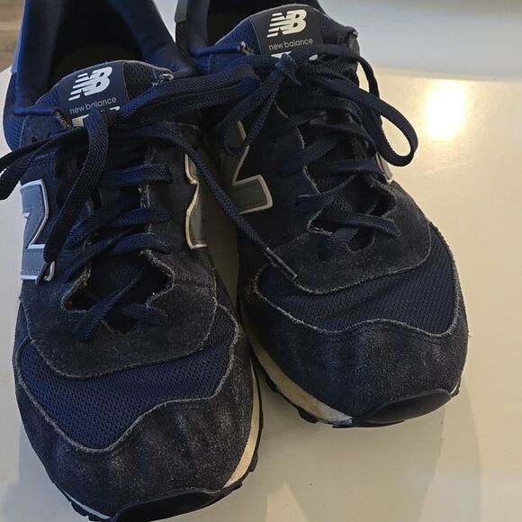 New Balance Men's Navy Sneakers size 12 mens - Picture 2 of 7